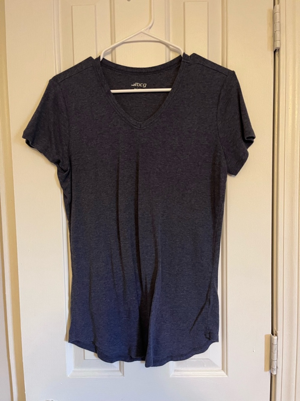 bcg Women's Grey V-Neck Workout Top Size M